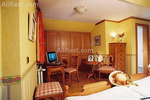 Villa Stresov 12